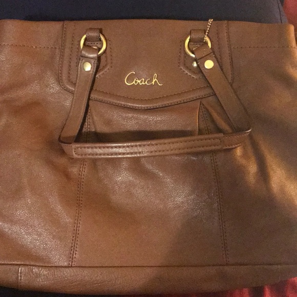 Coach bag- Ashley in camel brown - Picture 3 of 5